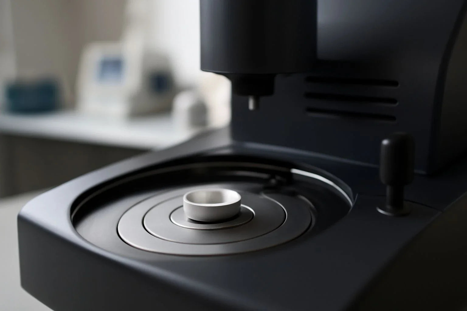 TA Instruments Discovery Series DSC, illustrating the impact of new superalloy discoveries on advanced DSC sample pan technology needs.