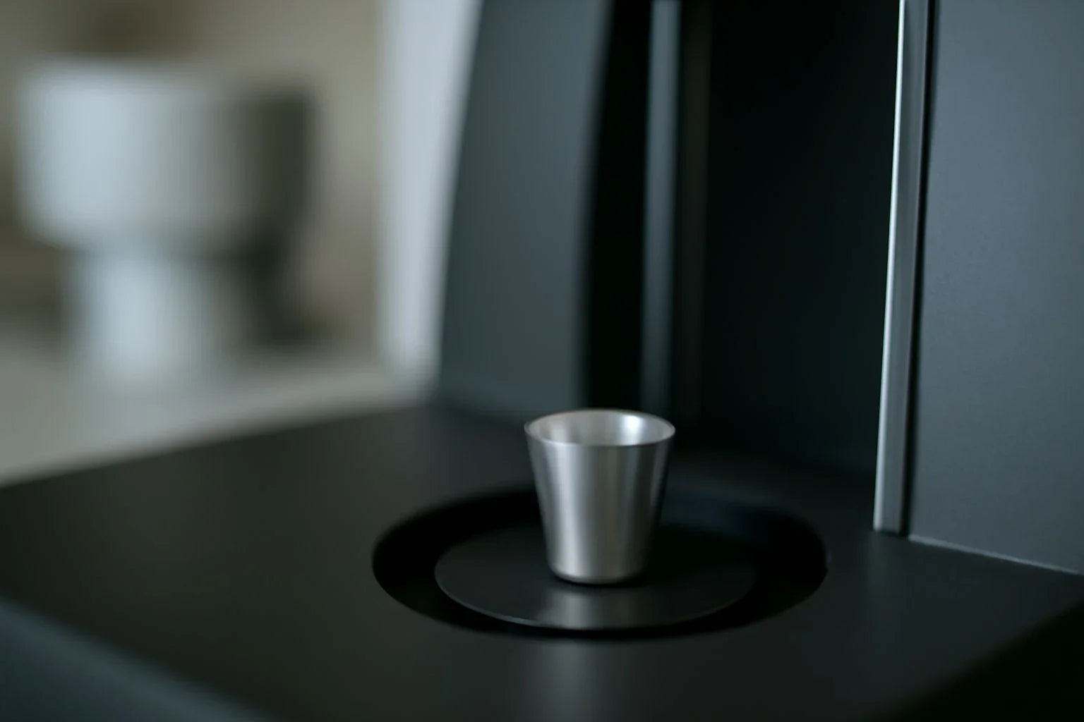 Advancements in Thermal Analysis Technology Impacting Crucible Materials and Market