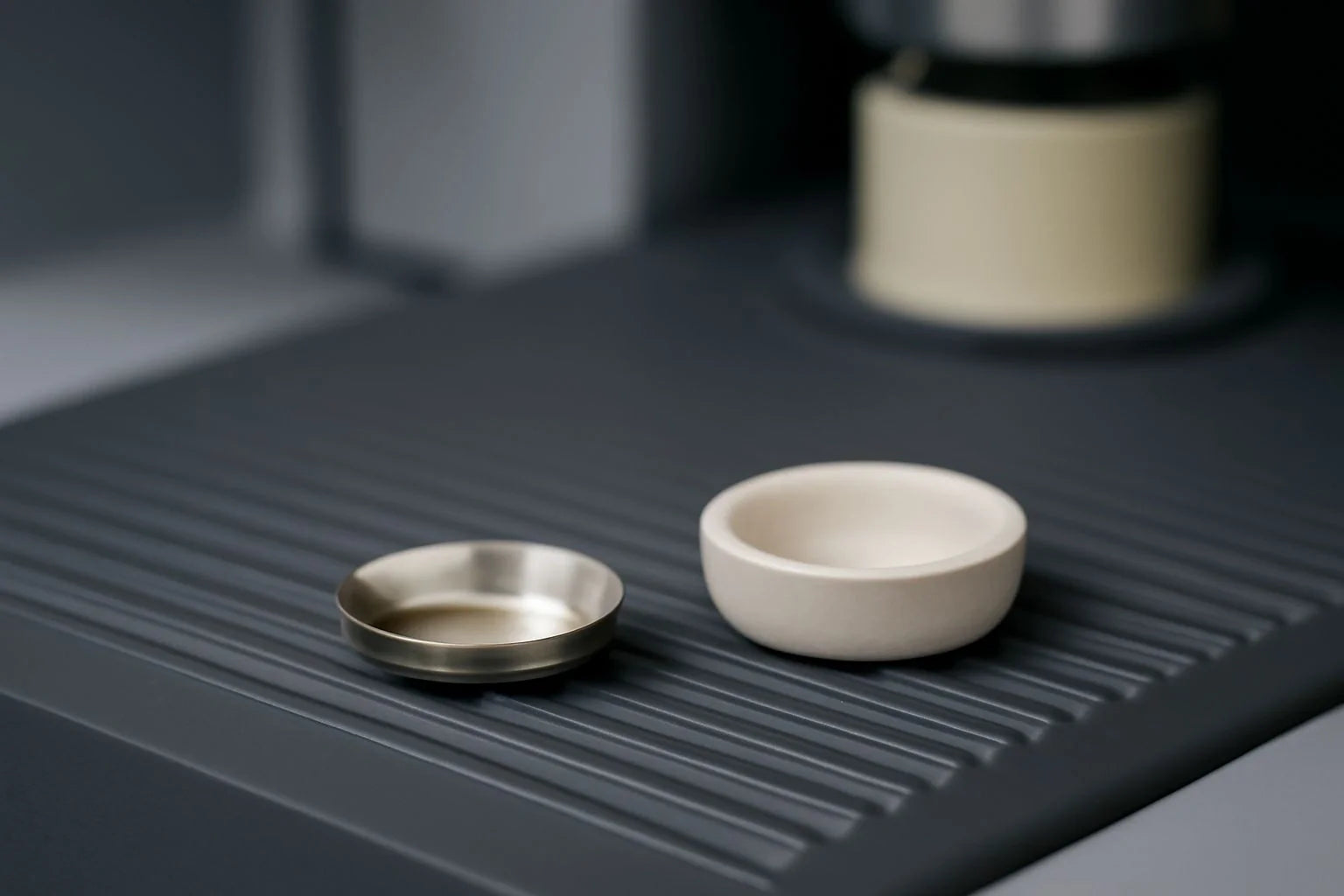 Best DSC pans for high-temperature thermal analysis made from platinum and zirconia ceramic.