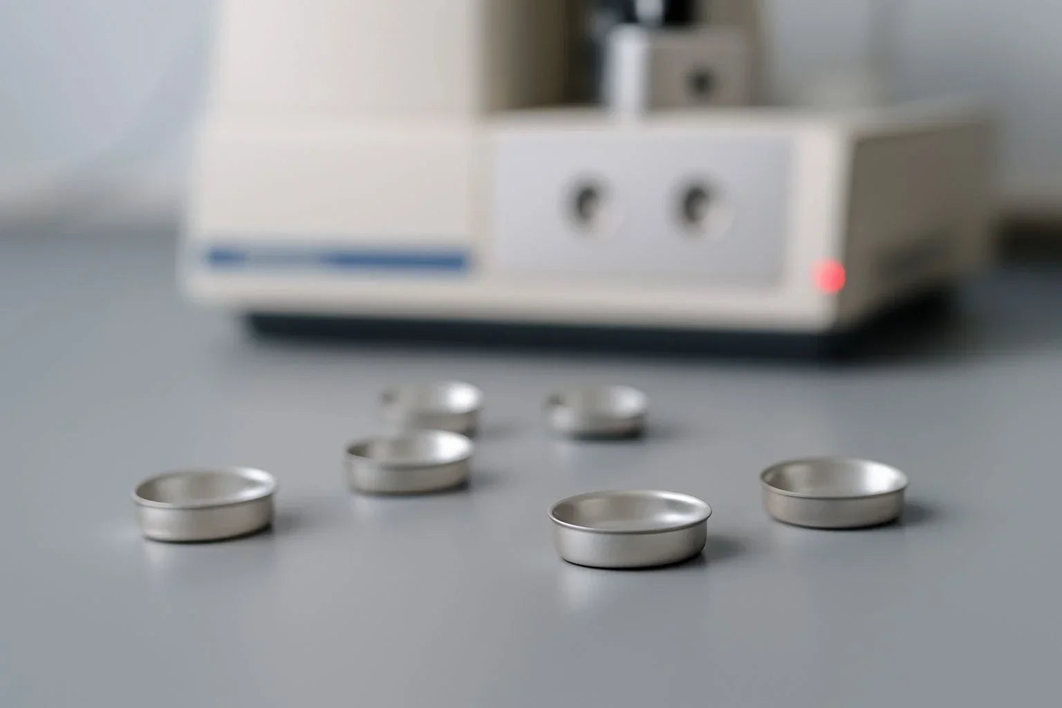Cost-effective Mettler Toledo thermal analysis pans for precise and reliable laboratory testing