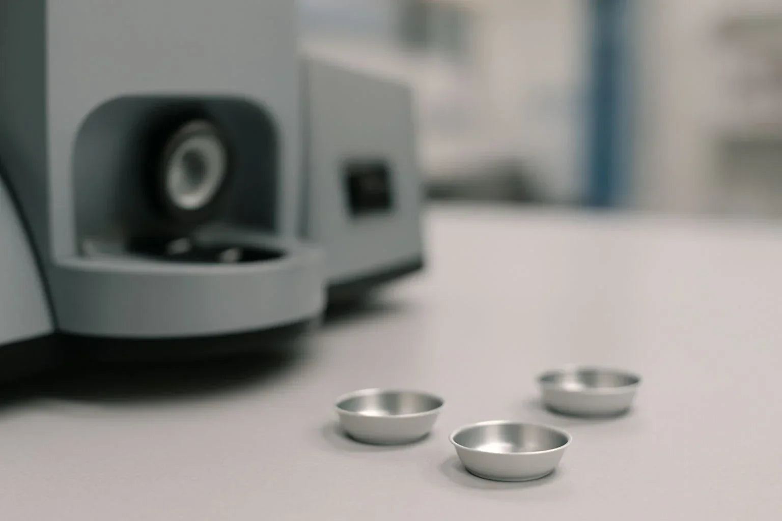 DSC Aluminum Sample Pans for thermal analysis with a focus on maintenance and proper usage