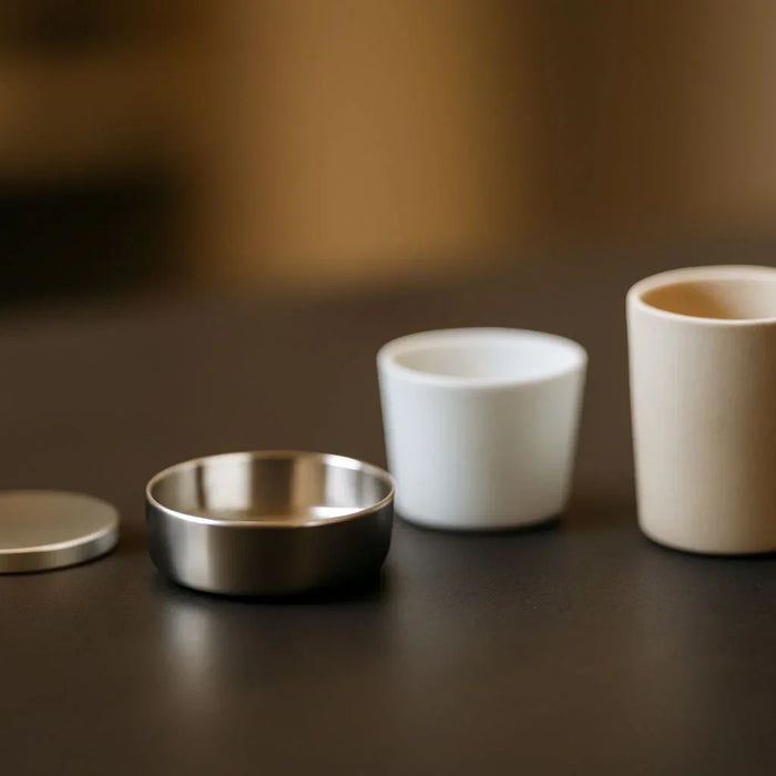 High-temperature thermal analysis sample pans made from platinum, zirconia, and ceramic for precise and reliable results.