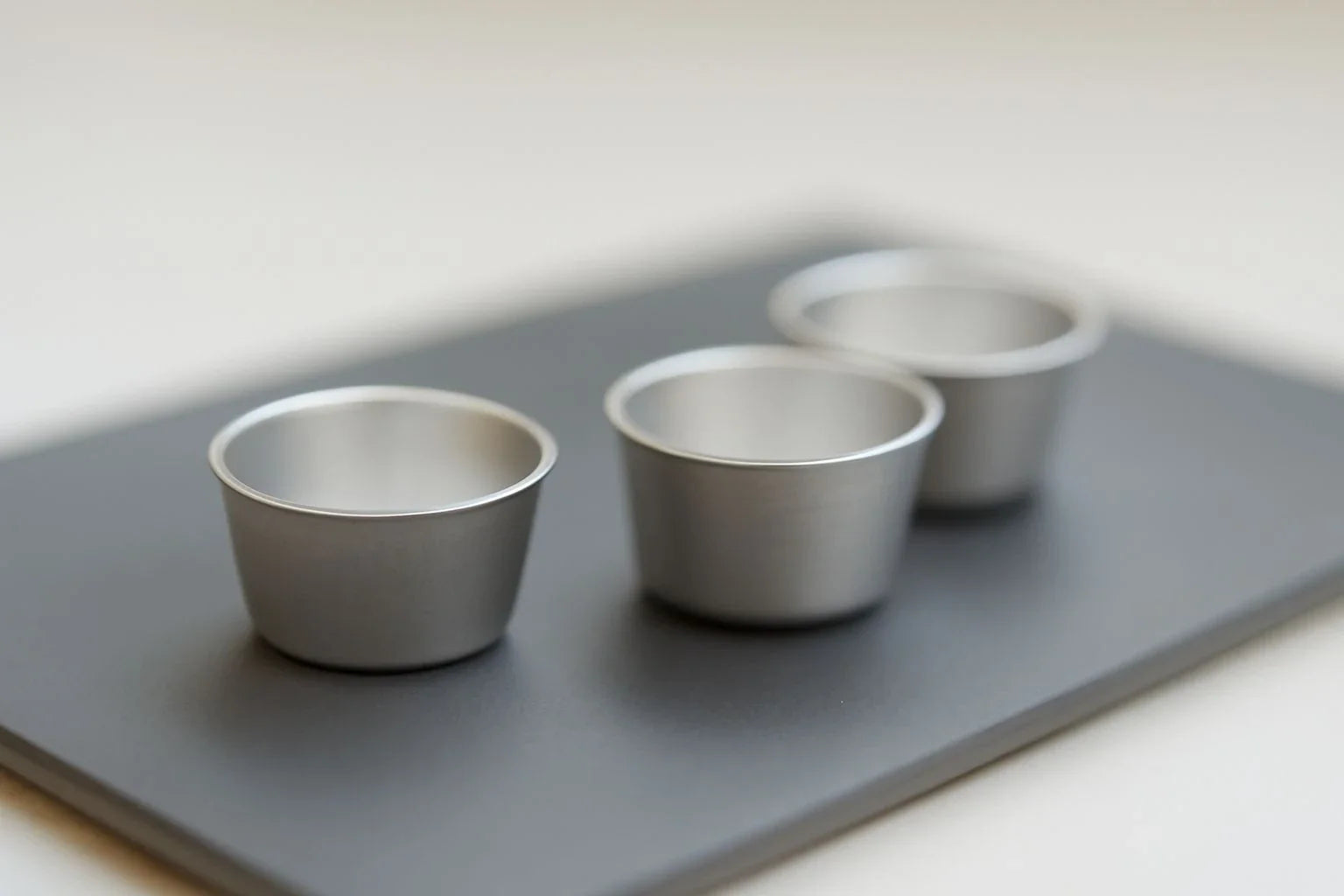 Low Mass Crucibles for Accurate Heat Flow Analysis in DSC and TGA