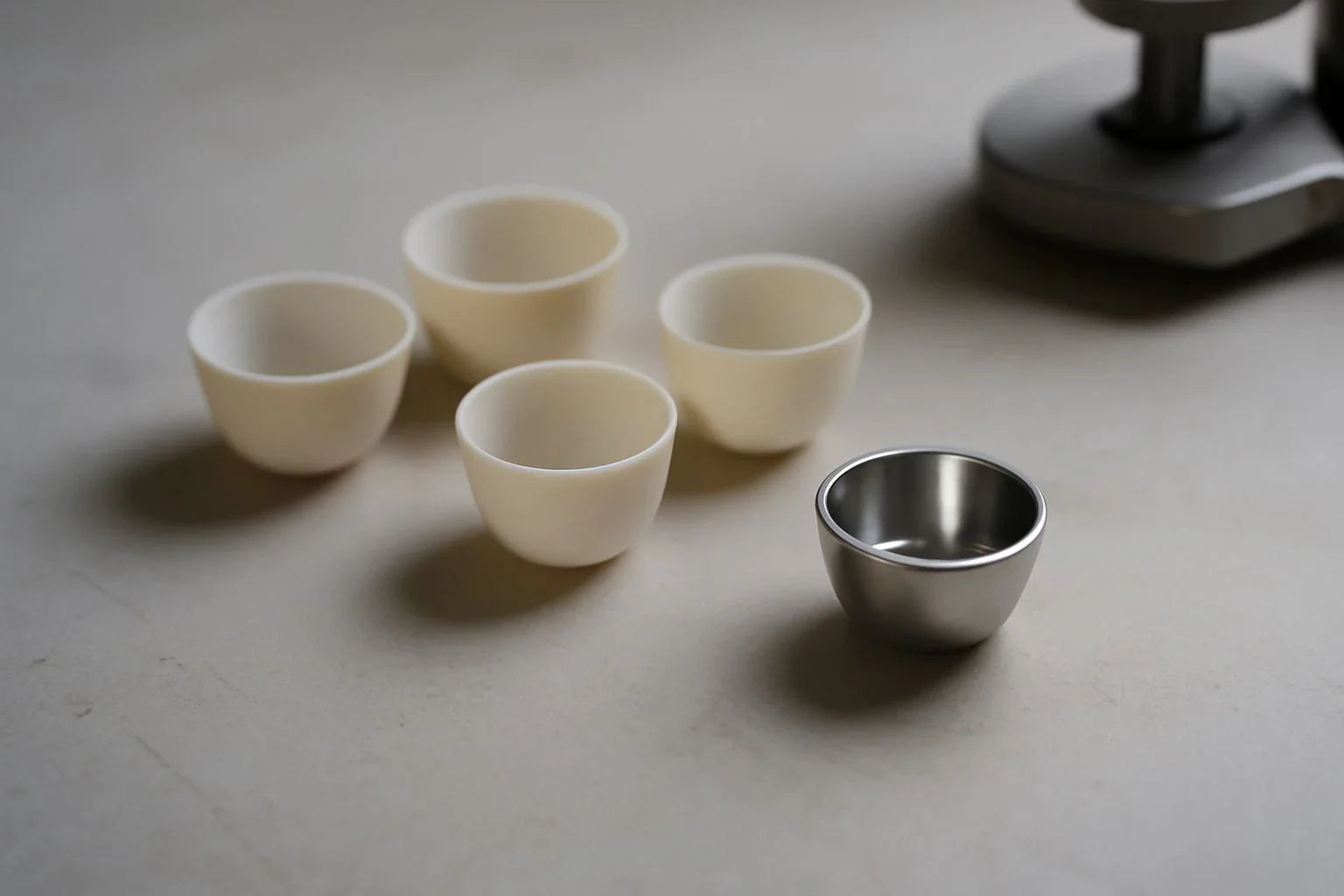 Shimadzu DSC crucibles for precise thermal analysis in high-temperature and small-sample applications.