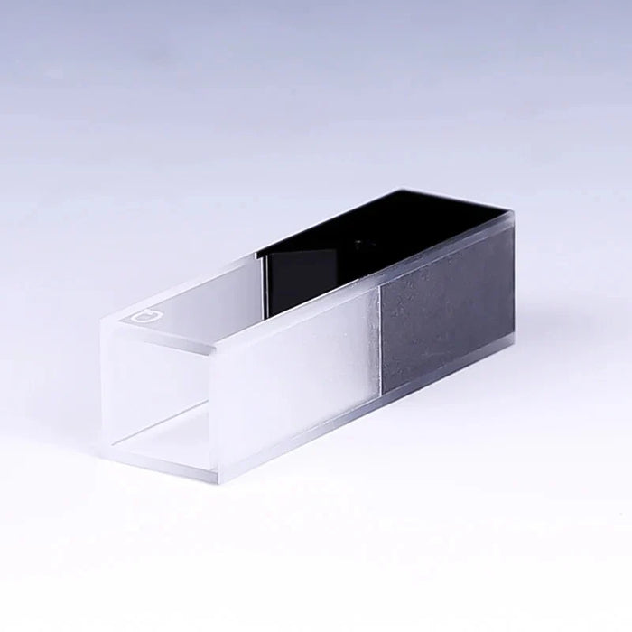 Sub-Micro Quartz Cell with Black Walls and Lid | NEXACULE - Subminiature Cuvettes